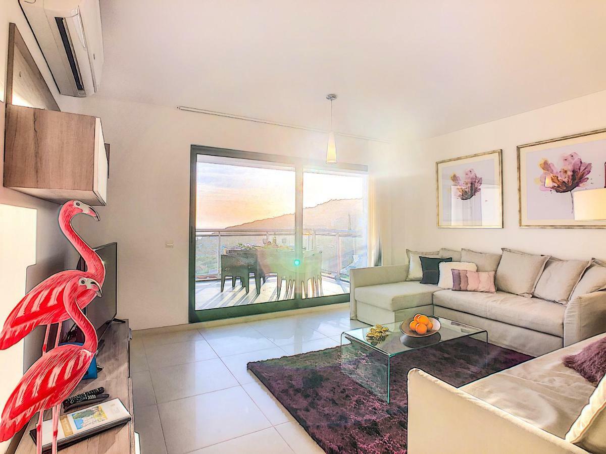 Apartamento Paradisus By Lovelystay Caniço Екстериор снимка